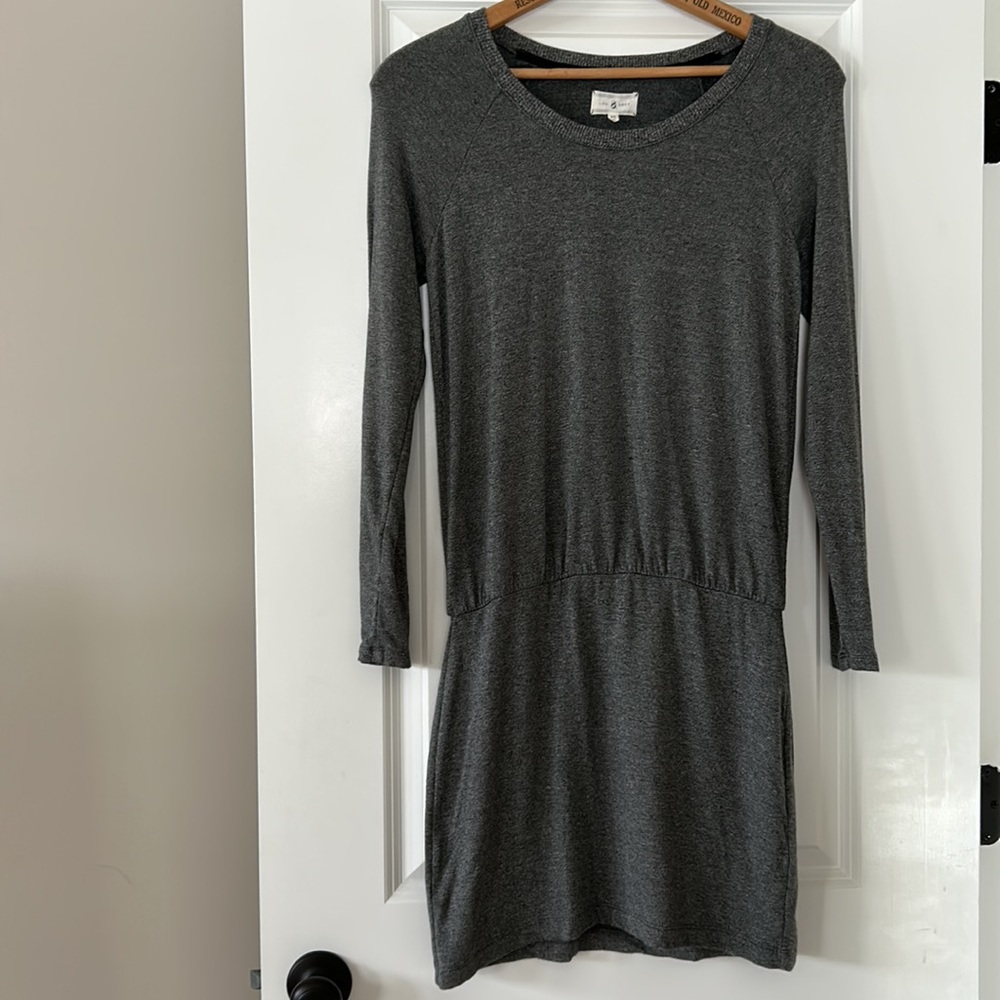 Lou & Grey Ultra Soft Long Sleeve Sweater Knit Dress in Gray w MEASUREMENTS XS